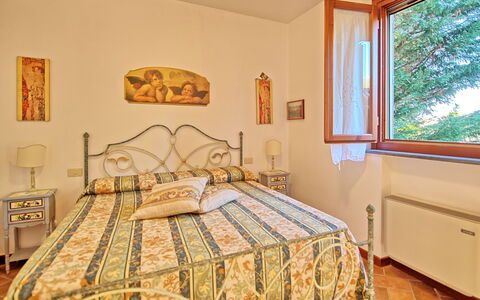 Casa Vasco: Schlafzimmer, Zimmer, Eigentum, Möbel, Bett, Bettdecke, Bettrahmen, Interior Design, Bedding, Grundeigentum