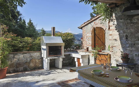 La Castagnara: Eigentum, Gebäude, Haus, Grundeigentum, Zuhause, Baum, Zimmer, Estate, Garten, Villa