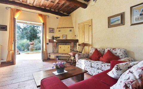 La Castagnara: Eigentum, Zimmer, Gebäude, Möbel, Haus, Wohnzimmer, Grundeigentum, Interior Design, Zuhause, Villa