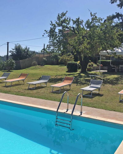 La Castagnara: Schwimmbad, Eigentum, Grundeigentum, Freizeit, Haus, Hinterhof, Zuhause, Urlaub, Resort, Freizeitzentrum