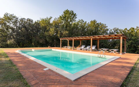 Casa La Rotta: Schwimmbad, Eigentum, Haus, Grundeigentum, Gras, Estate, Freizeit, Gebäude, Zuhause, Die Architektur