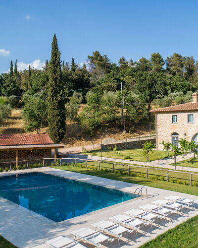 Villa Mezzavia: Schwimmbad, Eigentum, Estate, Gebäude, Haus, Grundeigentum, Die Architektur, Villa, Freizeit, Villa