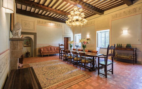 Villa Ivana - Cortona: Eigentum, Gebäude, Zimmer, Interior Design, Estate, Decke, Möbel, Fussboden, Grundeigentum, Haus