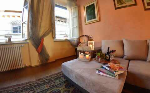 San Michele: Zimmer, Eigentum, Möbel, Wohnzimmer, Gebäude, Interior Design, Tabelle, Haus, Fussboden, Zuhause