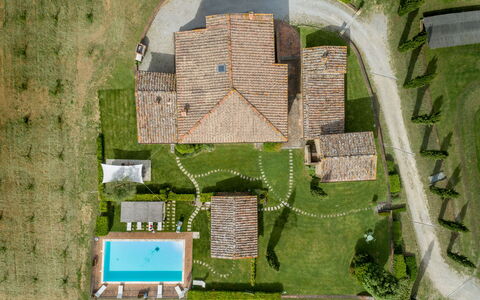 Borgo Gerlino: Grün, Eigentum, Die Architektur, Haus, Massstabgetreues Modell, Estate, Gebäude, Luftaufnahmen, Grundstueck, Gras