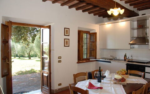 Casa Tonio: Zimmer, Eigentum, Gebäude, Haus, Decke, Möbel, Interior Design, Grundeigentum, Zuhause, Fussboden