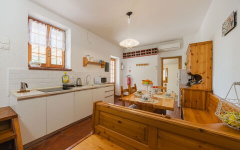 Casa Nueva: Interior Design, Flooring, Wand, Möbel, Holz, Decke, Fussboden, Küche, Cabinetry, Countertop