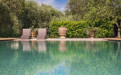 Colle Val D'Elsa 615: Wasser, Schwimmbad, Reflexion, Resort, Water Feature, Reflecting Pool, Schatten, Garten, Landscaping, Teich