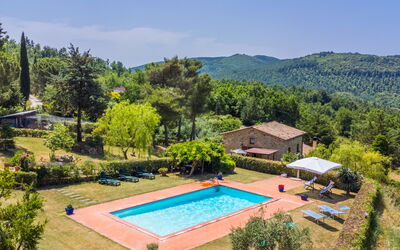 Castelnuovo Val Cecina 651: Estate, Eco Hotel, Hazienda, Bauernhaus, Plantage, Villa, Resort, Schwimmbad, Bergdorf