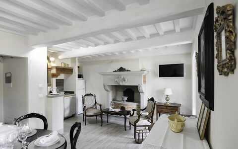 Casa Caterina: Zimmer, Decke, Eigentum, Interior Design, Gebäude, Möbel, Fussboden, Haus, Die Architektur, Wohnzimmer