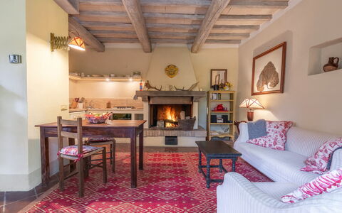 Casa Di Lilli: Möbel, Interior Design, Flooring, Wand, Fussboden, Couch, Zimmer, Holz, Wohnzimmer, Decke