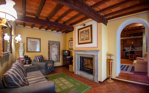 La Boutique del Cardinale: Zimmer, Eigentum, Gebäude, Decke, Wohnzimmer, Interior Design, Strahl, Haus, Möbel, Grundeigentum