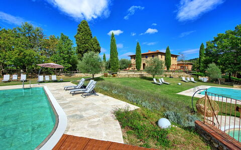 Borgo Mulignone: Eigentum, Estate, Grundeigentum, Gebäude, Haus, Schwimmbad, Zuhause, Wohngebiet, Die Architektur, Design