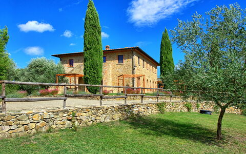 Borgo Mulignone: Eigentum, Haus, Natürliche Landschaft, Himmel, Gebäude, Die Architektur, Zuhause, Baum, Grundeigentum, Estate