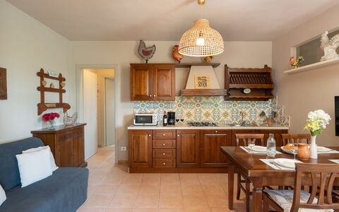 Calanchi Apartments: Möbel, Interior Design, Holz, Flooring, Cabinetry, Decke, Fussboden, Zimmer, Beleuchtung, Küche