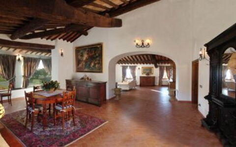 Villa Fontanelle: Holz, Zimmer, Interior Design, Fussboden, Eigentum, Hartholz, Flooring, Grundeigentum, Decke, Zuhause