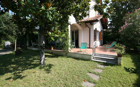 Villa Del Forte: Eigentum, Haus, Zuhause, Gebäude, Grundeigentum, Die Architektur, Garten, Baum, Hütte, Villa