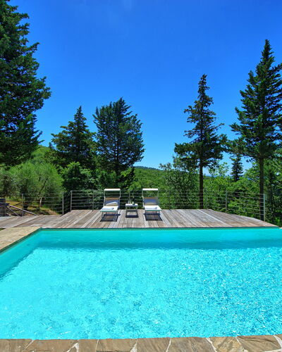 Casa Fioraie: Schwimmbad, Eigentum, Natürliche Landschaft, Freizeit, Grundeigentum, Estate, Haus, Gras, Urlaub, Baum