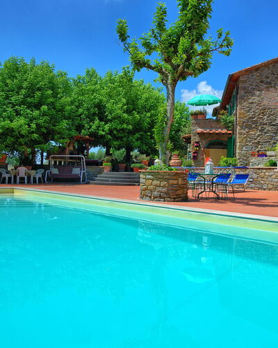 Casale San Martino: Schwimmbad, Eigentum, Freizeit, Grundeigentum, Urlaub, Estate, Resort, Wasser, Gebäude, Haus