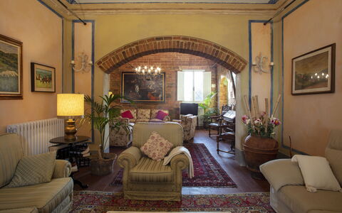 Villa Asciolo: Interior Design, Zimmer, Wohnzimmer, Möbel, Wand, Couch, Tabelle, Interior Design, Zuhause, Decke