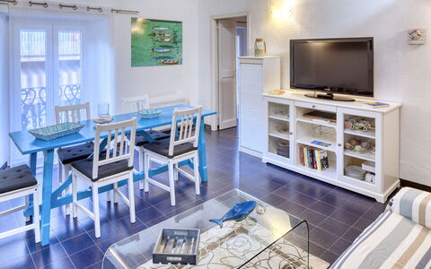 Appartamento Ivana - Levanto: Zimmer, Interior Design, Fussboden, Möbel, Tabelle, Fernsehgerät, Flooring, Interior Design, Zuhause