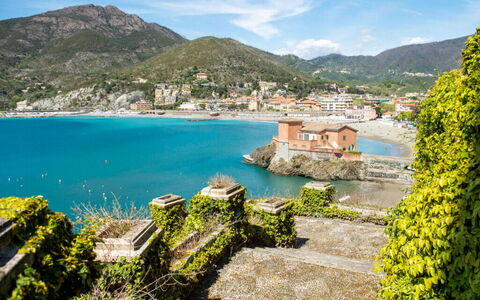 Nina Home - Levanto: Küste, Bergforms, Küsten Und Ozeanische Forms, Hügel, Meer, Berg, Landspitze, Terrain, Vorgebirge, Touristenattraktion