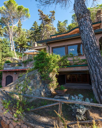 Villa Lara