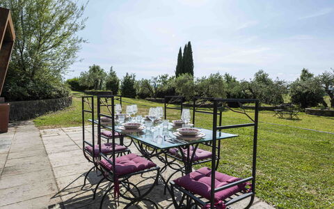 Casina Dell'acquaborra: Möbel, Gartenmöbel, Tabelle, Tisch Im Freien, Garten, Stuhl, Rasen, Garten, Park, Küche & Esszimmer Tisch