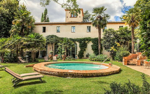 Castelletto Weddings And Events: Wasser, Wolke, Pflanze, Himmel, Eigentum, Gebäude, Botanik, Fenster, Natur, Baum
