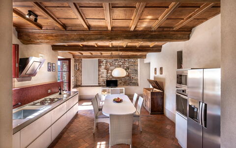 San Tommaso: Möbel, Eigentum, Interior Design, Beleuchtung, Küche, Tabelle, Holz, Flooring, Fussboden, Wohnzimmer