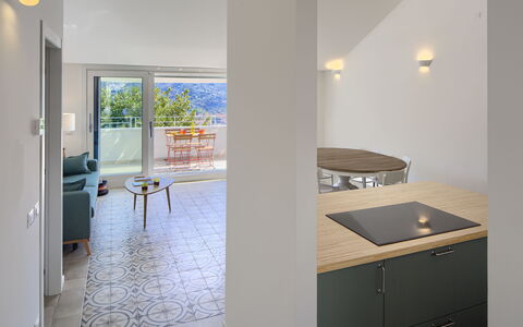 Casa Grande Mare - Levanto: Möbel, Cabinetry, Eigentum, Gebäude, Holz, Tabelle, Küche, Interior Design, Countertop, Flooring
