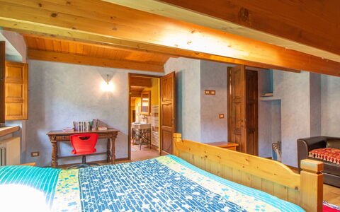 Guarda Valle: Möbel, Eigentum, Gebäude, Tabelle, Interior Design, Schwimmbad, Haus, Fussboden, Holz, Freizeit