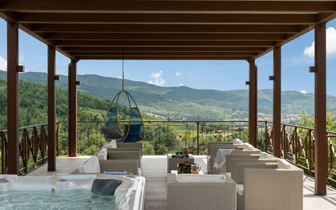 Villa Castelluccio: Himmel, Eigentum, Wasser, Blumentopf, Pflanze, Azurblau, Schatten, Gartenmöbel, Interior Design, Die Architektur