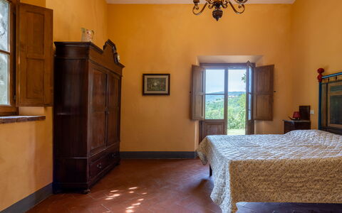 Villa Belvedere - Ambra: Möbel, Interior Design, Flooring, Zimmer, Decke, Fussboden, Schlafzimmer, Holzbeize, Stuhl, Bettrahmen
