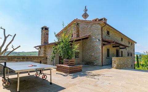 Villa Torre delle Rose: Himmel, Pflanze, Gebäude, Tabelle, Haus, Gartenmöbel, Tür, Hütte, Holz, Fenster