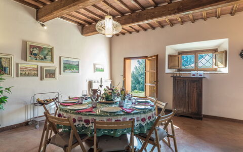 Villa Belvedere: Tabelle, Eigentum, Möbel, Bilderrahmen, Pflanze, Holz, Stuhl, Interior Design, Die Architektur, Fussboden