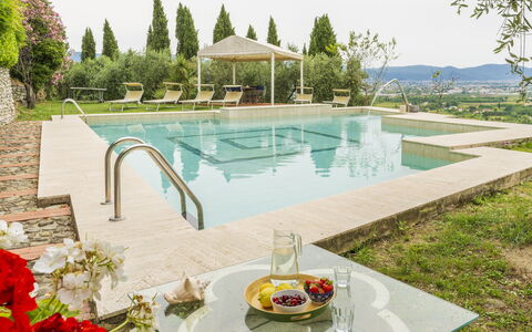 Villa Montegattoli, Pool, Landscape, Wifi, Ac: Wasser, Eigentum, Himmel, Pflanze, Azurblau, Geschirr, Schwimmbad, Die Architektur, Baum, Gartenmöbel