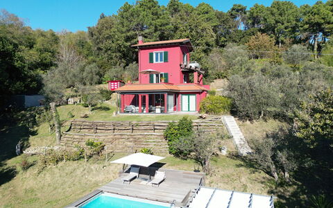 Villa Di Confine: Pflanze, Gebäude, Eigentum, Fenster, Himmel, Natur, Baum, Haus, Grundstueck, Freizeit