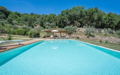 Casolare Torre With Pool And Ac: Blau, Schwimmbad, Resort, Thermae, Water Feature, Eco Hotel, Ferienort