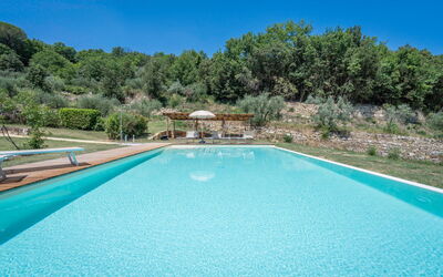 Casolare Torre With Pool And Ac: Blau, Schwimmbad, Resort, Thermae, Water Feature, Eco Hotel, Ferienort