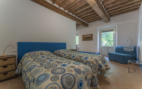 Le Casaline Di Sopra, Massa Marittima: Möbel, Gebäude, Fenster, Komfort, Holz, Bettrahmen, Haus, Interior Design, Flooring, Fussboden