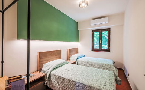 I Tre Castagni: Interior Design, Holz, Fussboden, Schlafzimmer, Flooring, Decke, Zimmer, Möbel, Bett, Bettrahmen