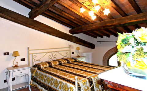 Residence Marino: Zimmer, Schlafzimmer, Eigentum, Möbel, Interior Design, Gebäude, Bett, Bettrahmen, Strahl, Haus