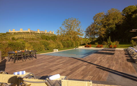Le Torri, Borgo Campassini, Monteriggioni: Möbel, Gartenmöbel, Garten, Stuhl, Tisch Im Freien, Eco Hotel, Schatten, Schwimmbad, Sonnenliege, Landscaping