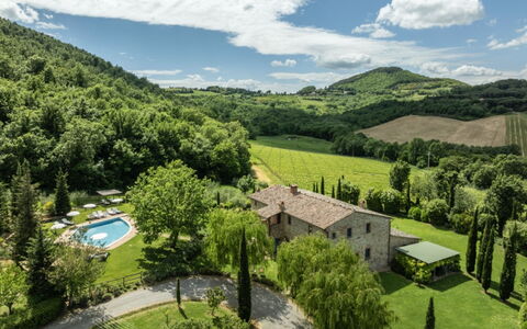 Podere Monti: Estate, Garten, Villa, Hazienda, Villa, Eco Hotel, Plantage, Hinterhof, Bauernhaus, Hof