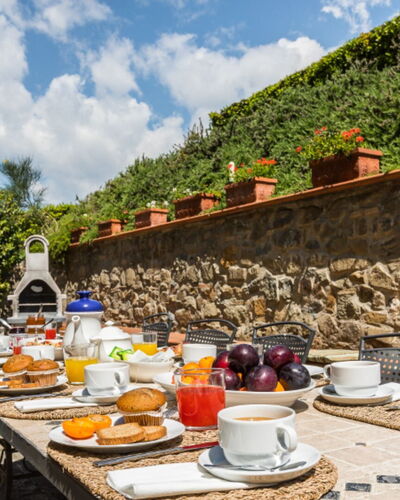 Villa Cerreta: Schwimmbad, Gartenmöbel, Resort, Blumentopf, Garten, Eco Hotel, Zimmerpflanze, Garten, Sonnenliege, Tisch Im Freien