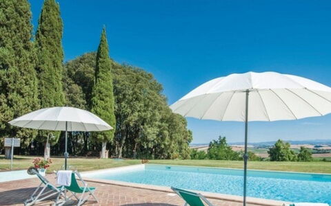 Il Tinaio: Schatten, Schwimmbad, Regenschirm, Garten, Landscaping, Villa, Eco Hotel, Gartenmöbel, Bauernhaus