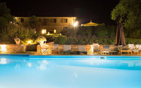Villa Giuncheto: Schwimmbad, Resort, Estate, Eco Hotel, Thermae, Hazienda, Villa, Hotel, Ferienort, Water Feature