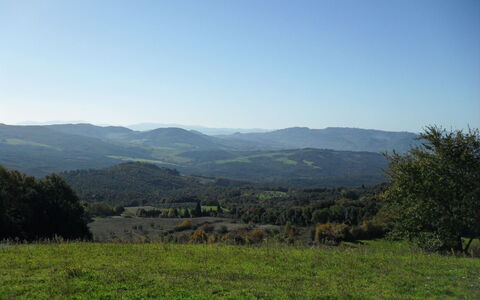 Villa Antonella: Himmel, Bergforms, Gras, Blatt, Natürlichen Umgebung, Hügel, Natur, Grün, Wiese, Berg