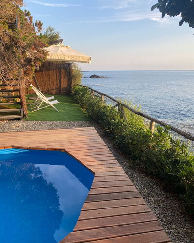 Vistamare: Blau, Wasser, Holz, Meer, Küsten Und Ozeanische Forms, Ozean, Küste, Resort, Schwimmbad, Eco Hotel